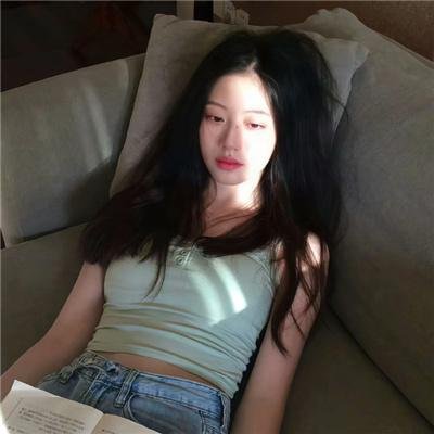 想吃掉我的非人少女